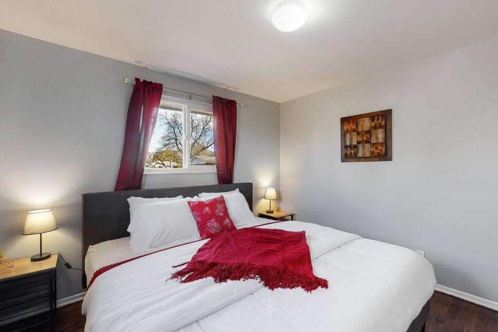 Large Remodeled Home With 5 Bedrooms 4 King Bed Centennial Extérieur photo